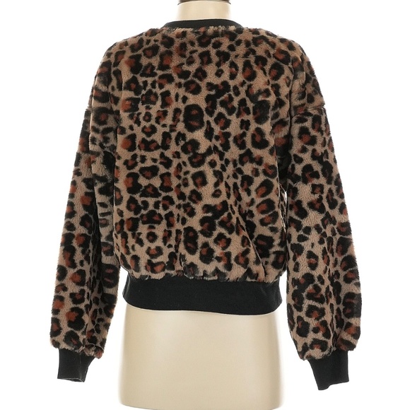 Cheetah pullover sweater - Picture 2 of 3